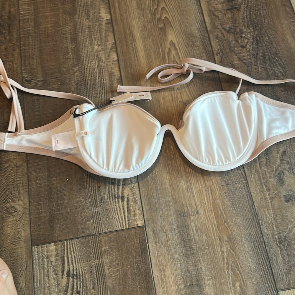 Nwt 34D - Picture 3 of 3